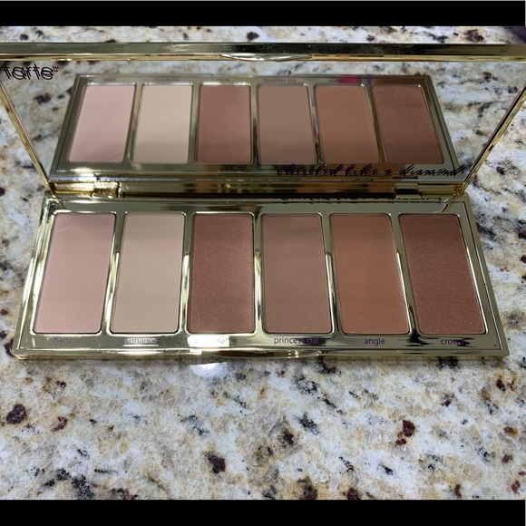 Tarte makeup bundle - Picture 2 of 14